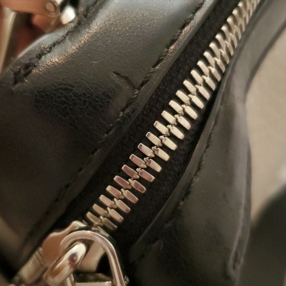 Michael Kors bag - Picture 9 of 12